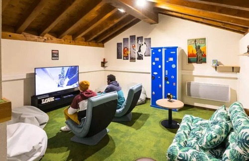 Macot-la-Plagne Apartment | Village Club MMV Les Deux Domaines * - Double room - full board