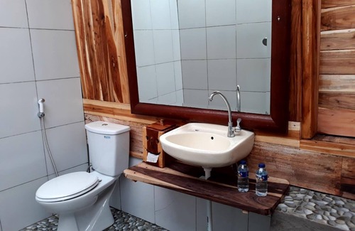 Kuta House | Village Corner Homestay