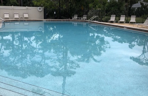 Sarasota Villa | Village Des Pins in Sunny Sarasota