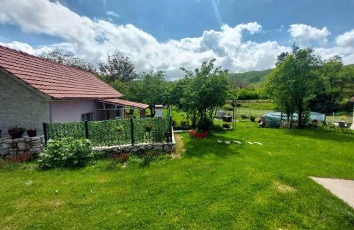 Niksic House | Village FLOWER IVY Montenegro