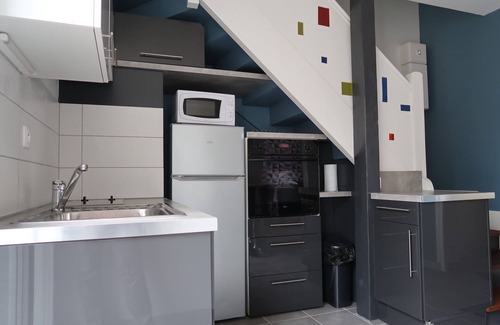 Mouleydier House | Village house carefully renovated, in a modern and functional spirit.