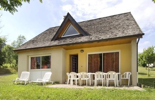 Mende House | Village of Gîtes Le Colombier - Gîte 10/12 People