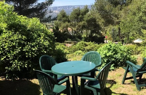 Pont Royal Apartment | Village Pont Royal in Provence - maeva Home - 2 Room Apartment 5 People Selection