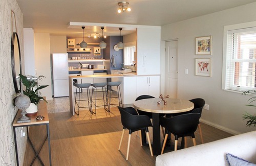 Plettenberg Bay Apartment | Village Square 6