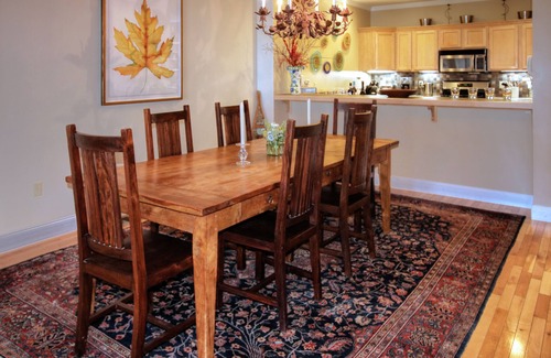 Stowe Village Historic District House | Village Townhouse- walk to restaurants and recreation