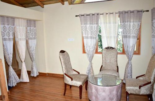 Mukteshwar House | Village View Resort