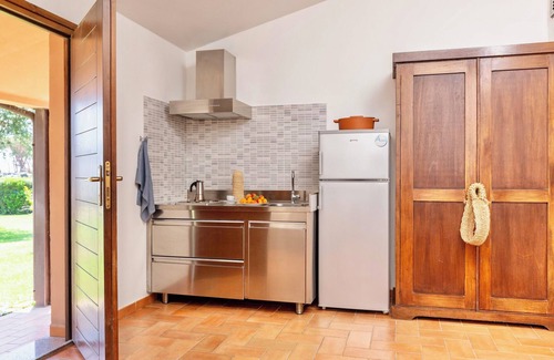 Marina di Montalto House | Village with pool in Montalto Marina
