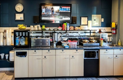 Niagara Falls Hotel | Villager Lodge
