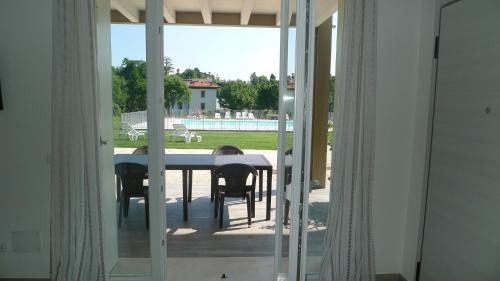 Desenzano del Garda Apartment | Villaggio Esmera
