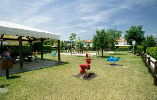 Lido Adriano Apartment | Villaggio Teodorico