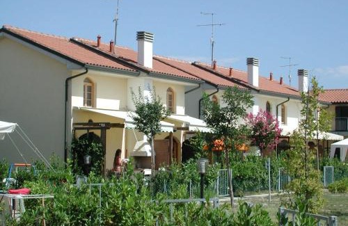 Lido Adriano Apartment | Villaggio Teodorico