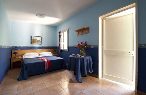 Contrada Pantano d'Arci Hotel | Villaggio Turistico Internazionale La Plaja