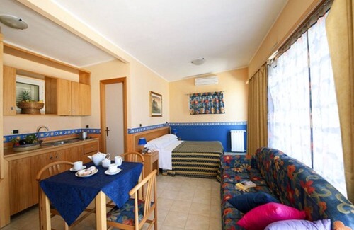 Contrada Pantano d'Arci Hotel | Villaggio Turistico Internazionale La Plaja