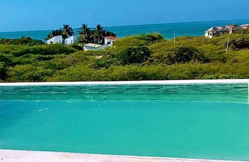 Treasure Beach House | VillaMerissa Nestled between two unspoiled beaches Pool/JackSprat/WiFi/Gym/Staff