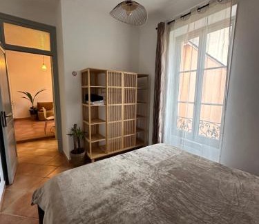 Old Town Apartment | Villarey Home - central apartment in Menton