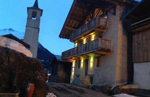 Villaroger Apartment | Villaroger Chalet, Sleeps 6 , Ski to Door,