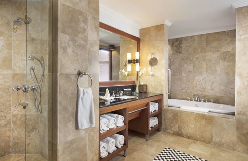 Kuta Hotel | Villas at The Patra Bali Resort & Villas