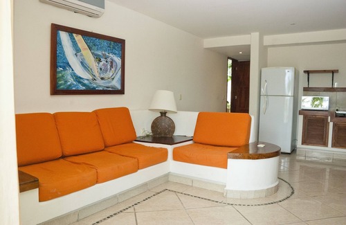 Mario Villanueva Madrid Hotel | Villas Bakalar