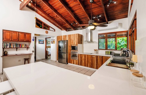 Playa Langosta Cabin | Villas Casa Sueca