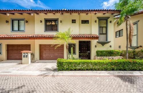 Potrero Apartment | Villas Catalina 7