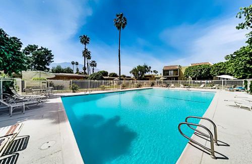 Palm Springs Apartment | Villas de las Flores Permit #68338