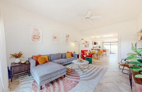 Palm Springs Apartment | Villas de las Flores Permit #68338