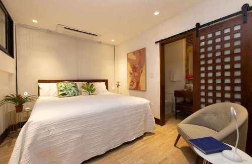 Casco Viejo Apartment | Villas La Fontana Amplias ApartaSuite-piscina 104