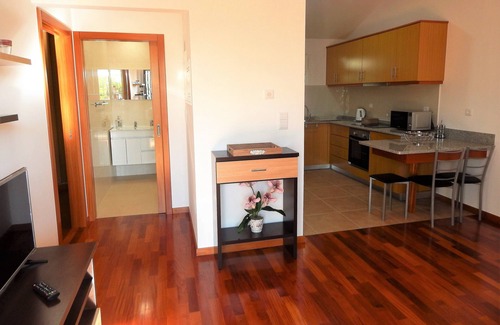 Santa Cruz Ski Chalet | Villas Madalena - Excelent Chalet T1 Sea View and Wi-fi