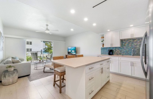 Seven Mile Beach Apartment | Villas of the Galleon 6