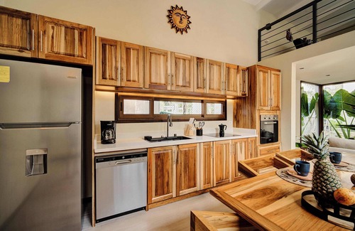 Puerto Viejo de Talamanca Apartment | Villas Roca del Caribe