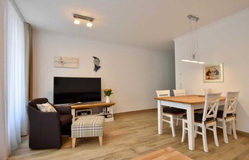 Alt Gaarz Villa | VillaStrandEins Fewo Stella