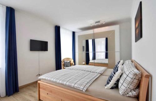 Alt Gaarz Villa | VillaStrandEins Fewo Stella