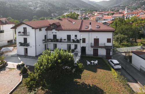 Bomerano House | Villavità