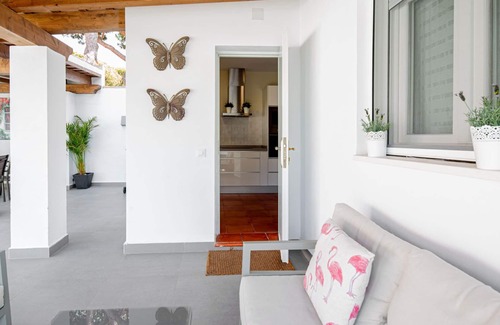 Los Gallos-Cerromolino Ski Chalet | Villazul. Villa with pool 400 meters from the beach