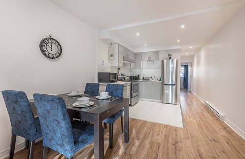 Sainte-Marie Apartment | Ville-Marie - Cozy Apartment