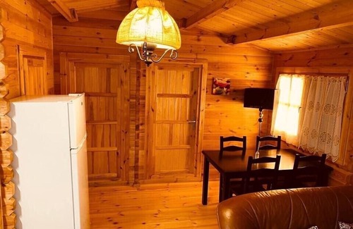 Canidelo Cottage | Villelay- House 5 with two bedrooms, kitchenette and bathroom and air conditioning