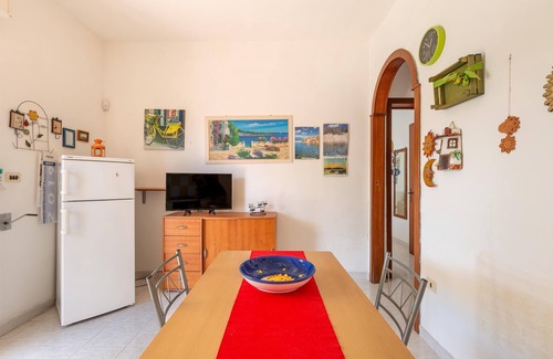 Torre Castiglione House | Villetta Bianca Gioiosa by BarbarHouse