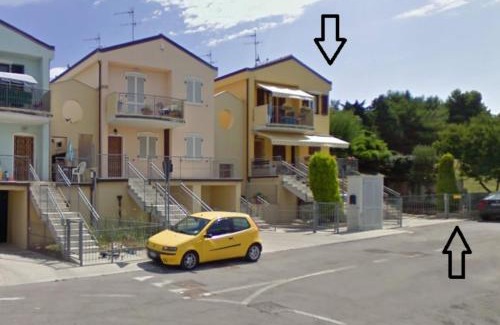 Loreto House | Villetta con giardino e parcheggio coperto