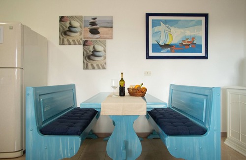 Torre Santa Sabina Ski Chalet | Villetta Fronte Mare - The Fab Stay