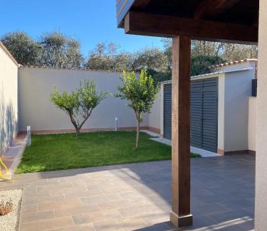 Tuscolano Villa | Villino Ancillotto with garden and parking motorcycle space