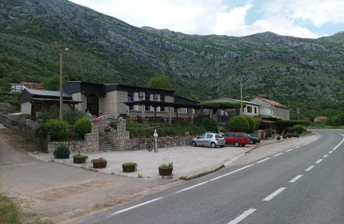 Zavala Bed & Breakfast | Vinarija Andjusic