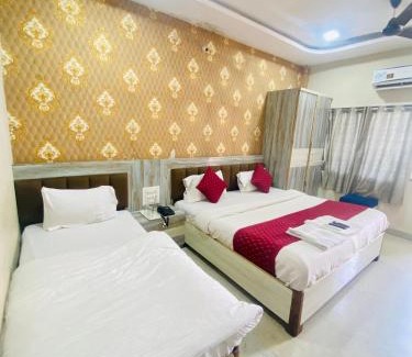 Rau Hotel | Vinayak shree hotel