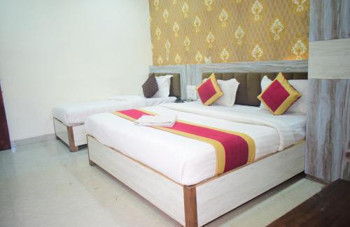 Rau Hotel | Vinayak shree hotel