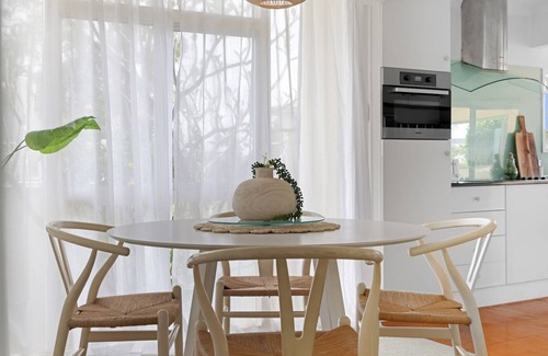 Vincentia House | Vincentia Beach Bungalow Your Coastal Escape