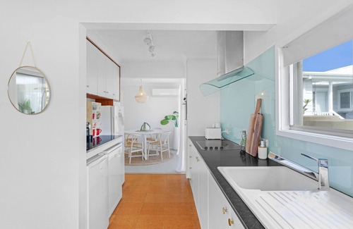 Vincentia House | Vincentia Beach Bungalow Your Coastal Escape