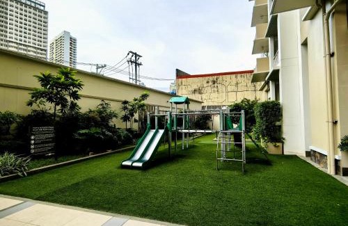 Kapitolyo Apartment | Vincondotel Near BGC 2BR Fairlane