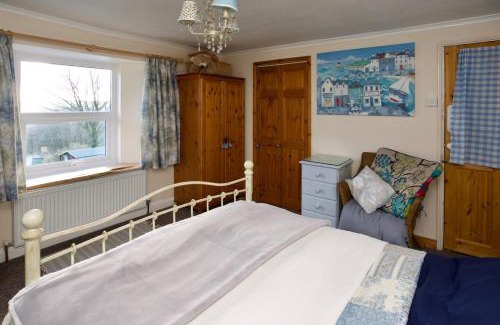 Par Bed & Breakfast | Vine Cottage