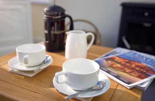 Par Bed & Breakfast | Vine Cottage