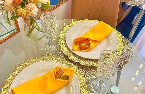 Novaliches Hotel | Vine Residence 2 bedrooms De Vine Condotel