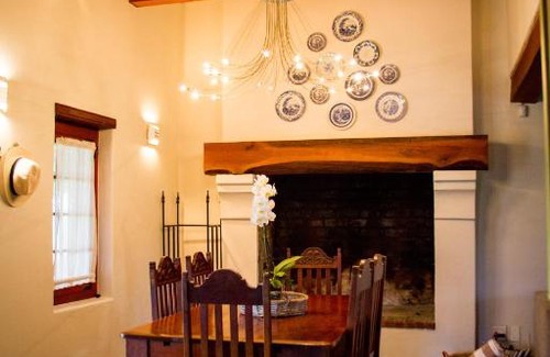 Drakenstein House | Vineyard Cottage at Bosman Wines